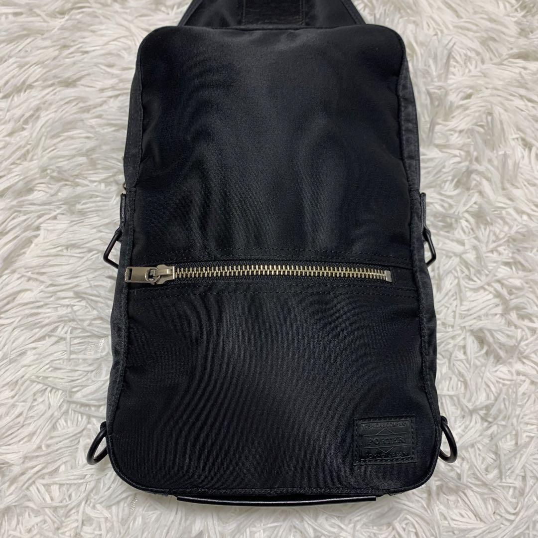 【さっちゃん】【美品】Porter lift 黒ショルダーバッグ　ブラック 新品同様 PORTER LIFT リフト 2way ショルダーバッグ S 黒