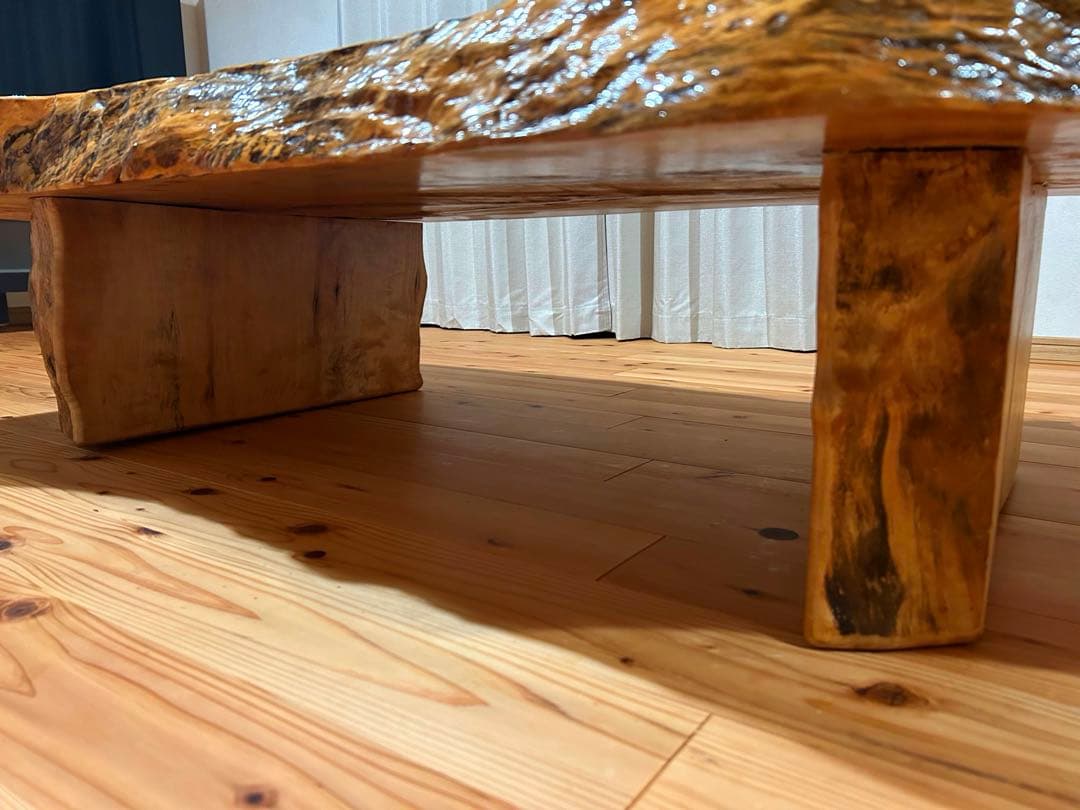 一枚板／栃／無垢材／座卓／ローテーブル／ダイニングテーブル
