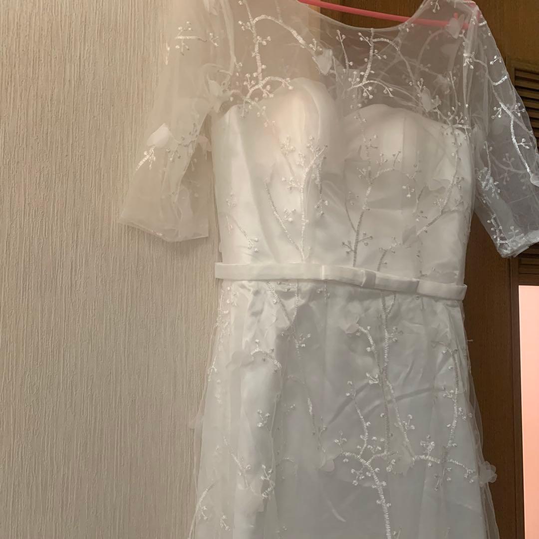 ホワイトウェディングドレス