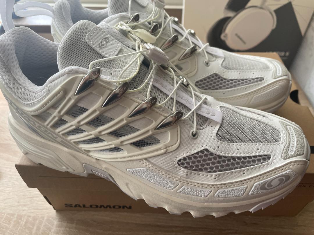 【ヤーマン】Salomon ACS PRO 24.5cm ホワイト