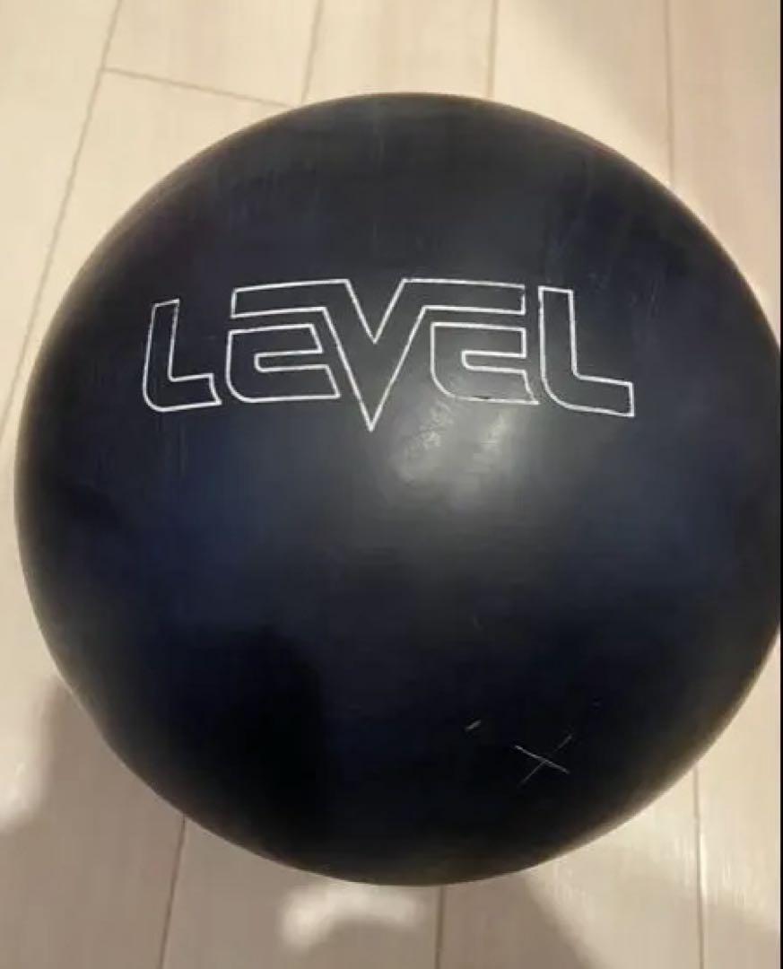 LEVEL ボウリングボール 15p ストーム ボール