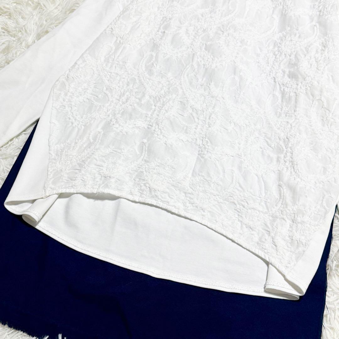 美品 ビアズリー フロント刺繍カットソープルオーバー 花柄 コットンブラウス BEARDSLEY（ビアズリー）の「綿100％ きれいめでもカジュアルに