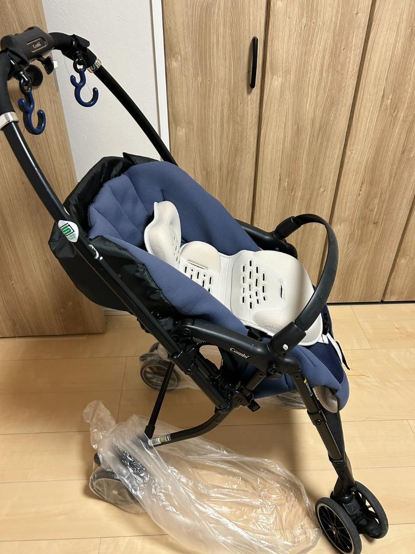 中古 Combi メチャカル　ハンディオート　4キャス コンビ