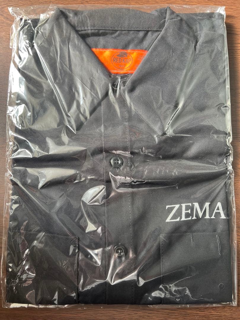 ZEMAITIS シャツ （黒色）　※未使用品・未開封品