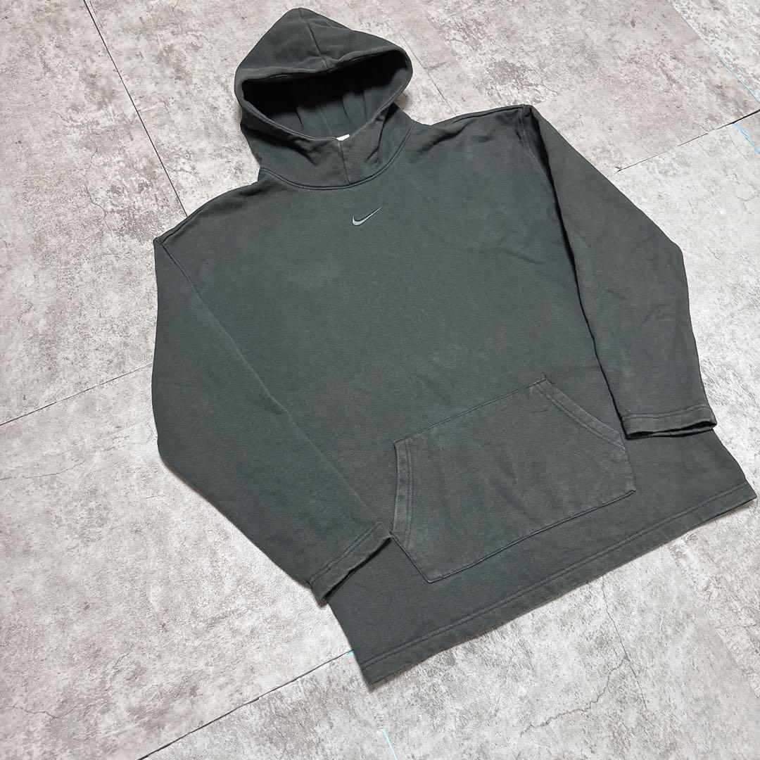 NIKE プルオーバーパーカー　センタースウォッシュ　黒　ナイキ　首高
