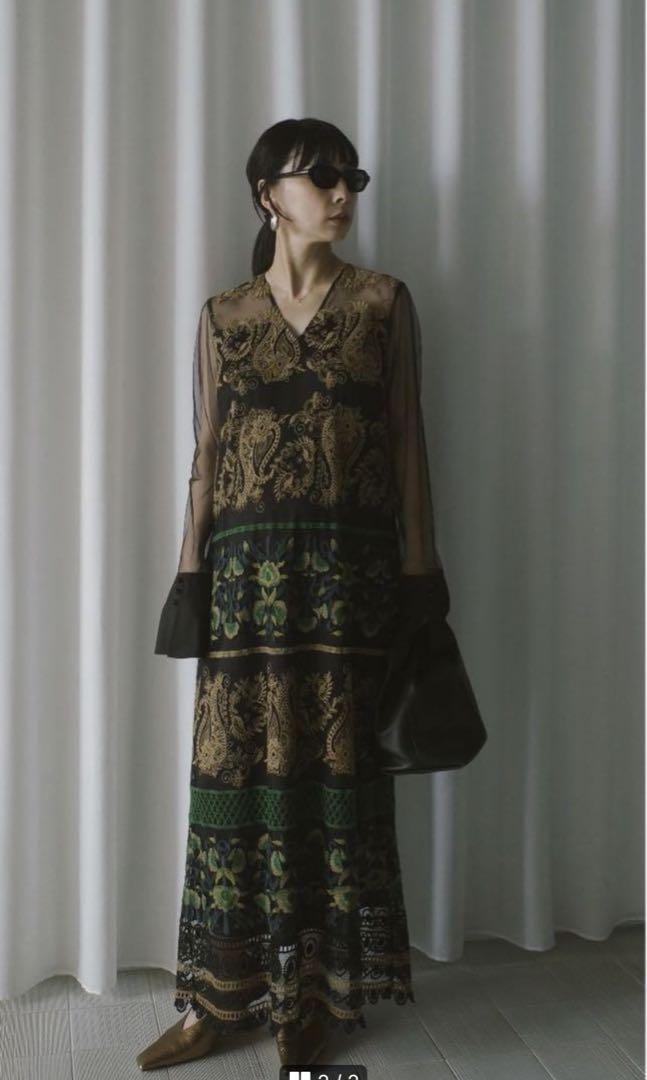 【新品】PAISLEY EMBROIDERY DRESS ブラック
