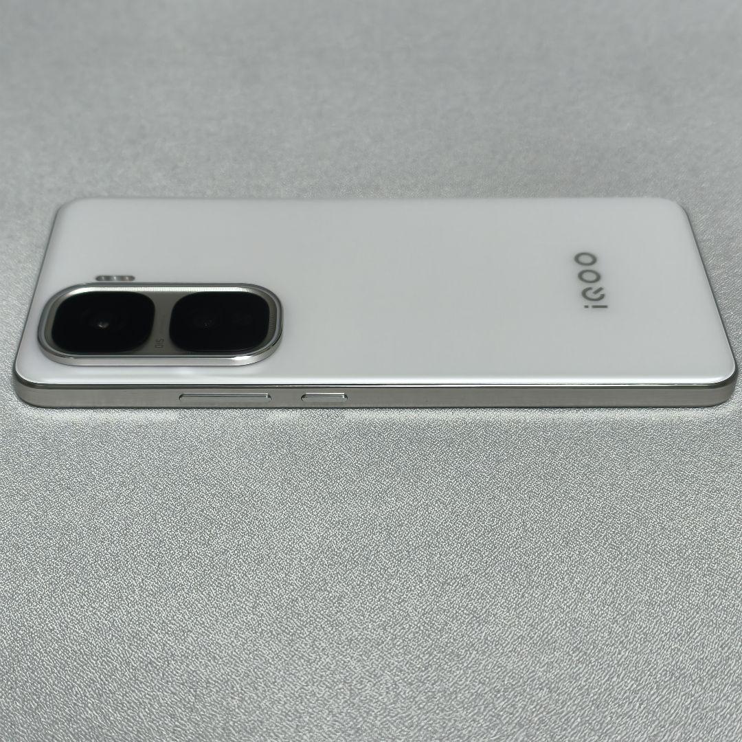【新品未使用】iQOO Neo10 Pro白12/256GB大陸版24時間内発送