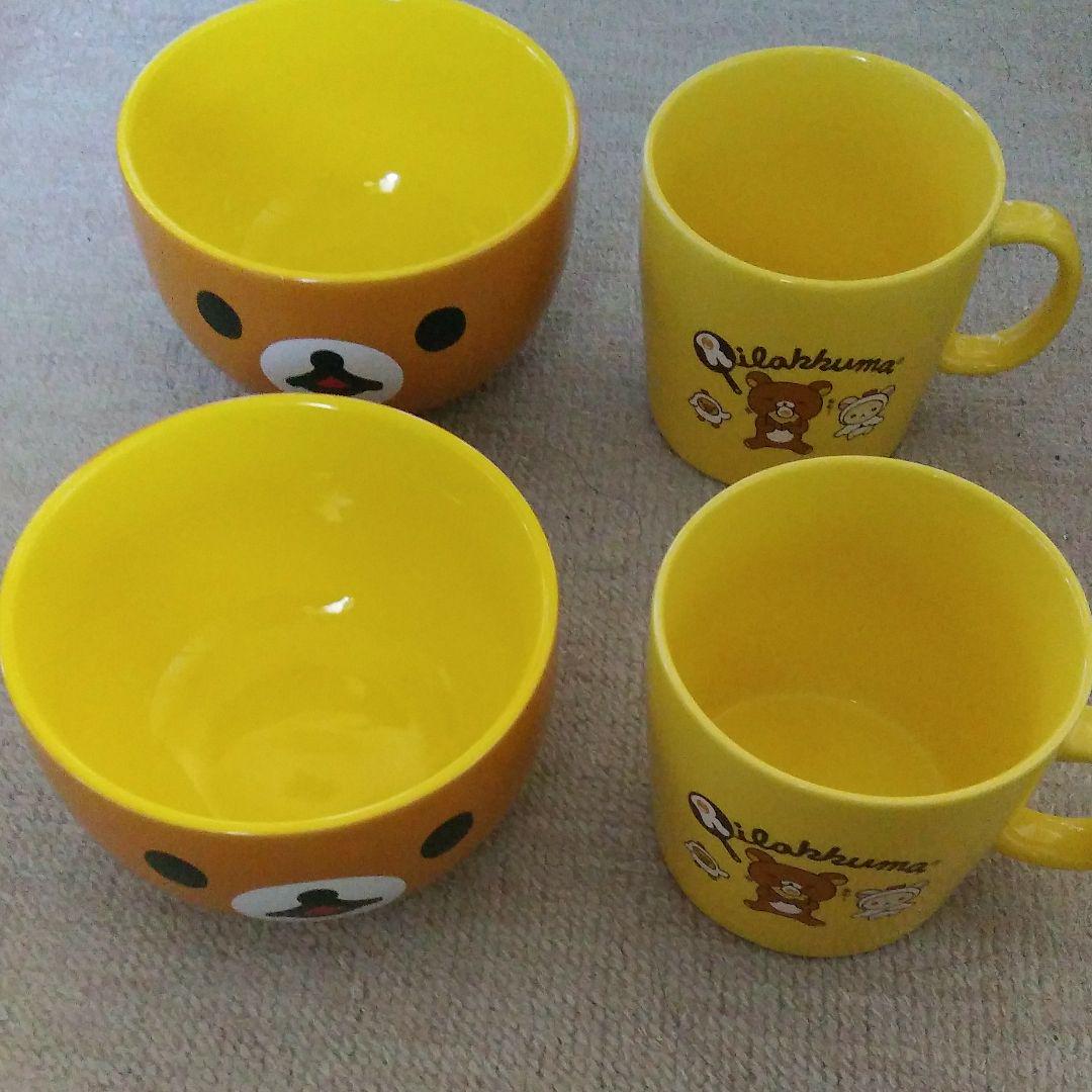 リラクマローソン茶碗とカップ