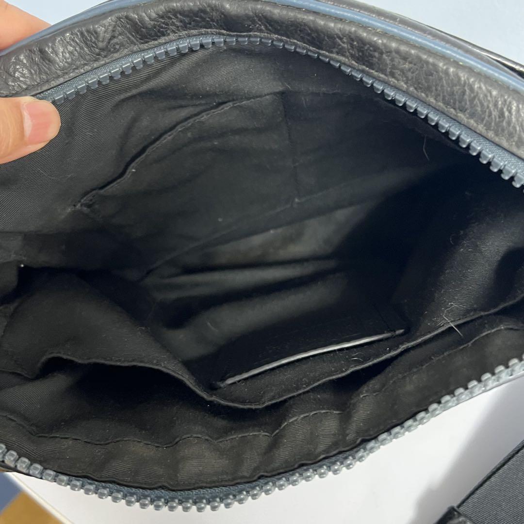 COACH ブラック レザー ショルダーバッグ　f50483 ロゴ　美品