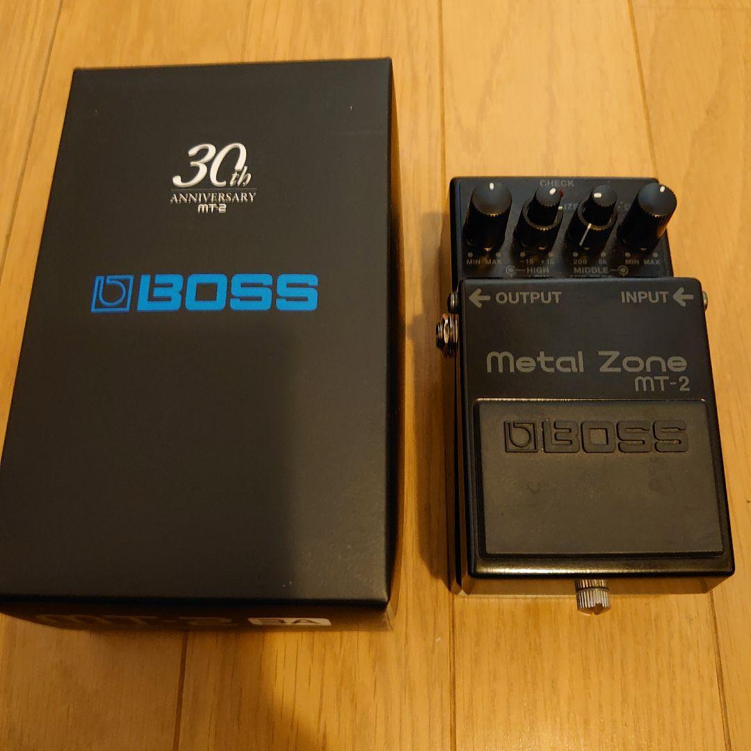 Boss MT-2 Metal Zone Limited Edition 30th Anniversary Guitar