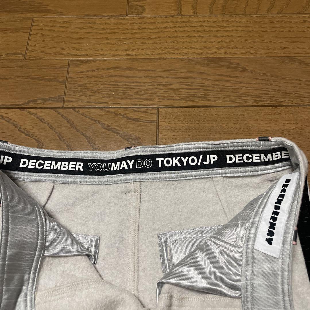 ディセンバーメイ レディースショートパンツ アイボリータグ付き