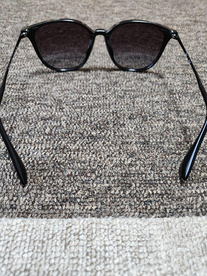 Ray-Ban　ブラックサングラス ケース付き
