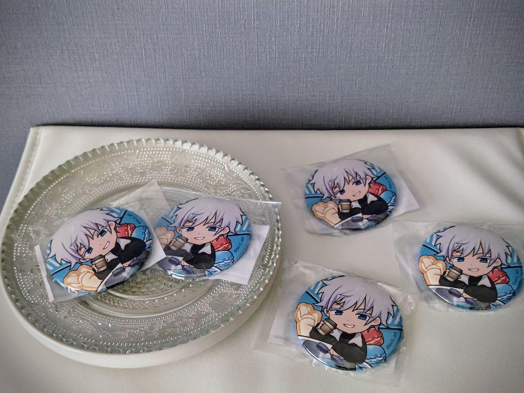 呪術廻戦 五条悟 まるくじ ちゃぽんっ！缶バッチ - メルカリ