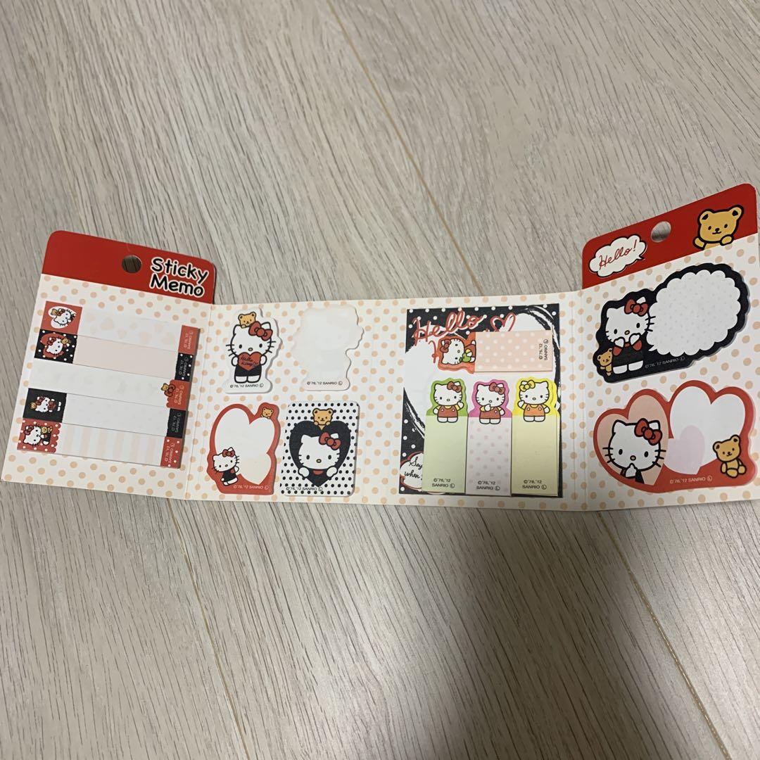 ハローキティ 付箋　メモセット　海外付箋 61-DN6Uk3BL._UF1000,1000_QL80_.jpg