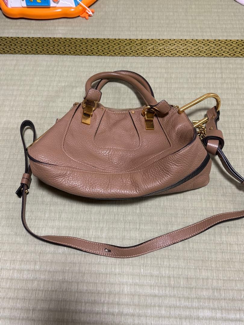 Chloé ベージュ レザー ショルダーバッグ Chloe ベージュ レザー ショルダーバッグ