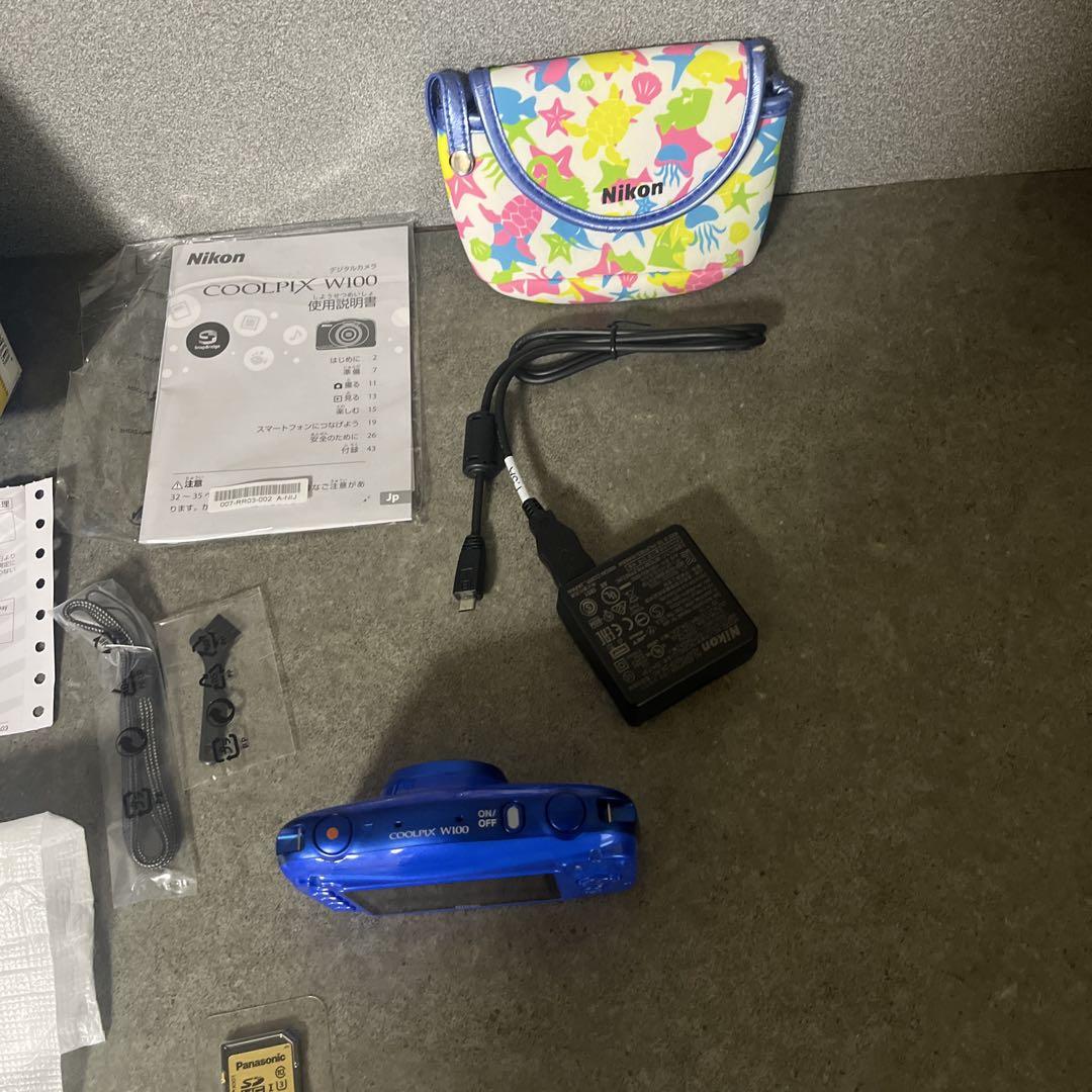 nikon coolpix w100 コンパクトカメラ　未使用品