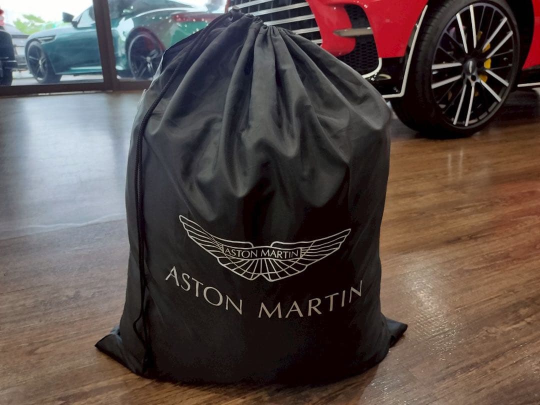 純正 Aston Martin DBS スーパーレッジェーラボディカバー 黒