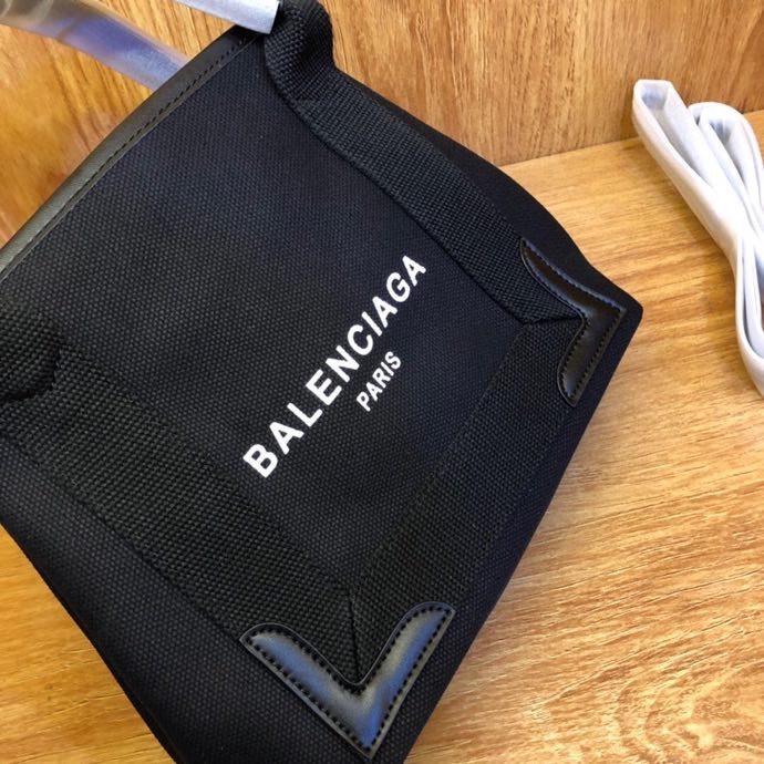 メーカー直売所 美品】BALENCIAGA ブラック メルカリ - ショルダーバッグ バッグ