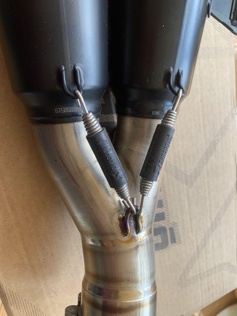 BMW R12nineT AKRAPOVIC スリップオンマフラー ブラック