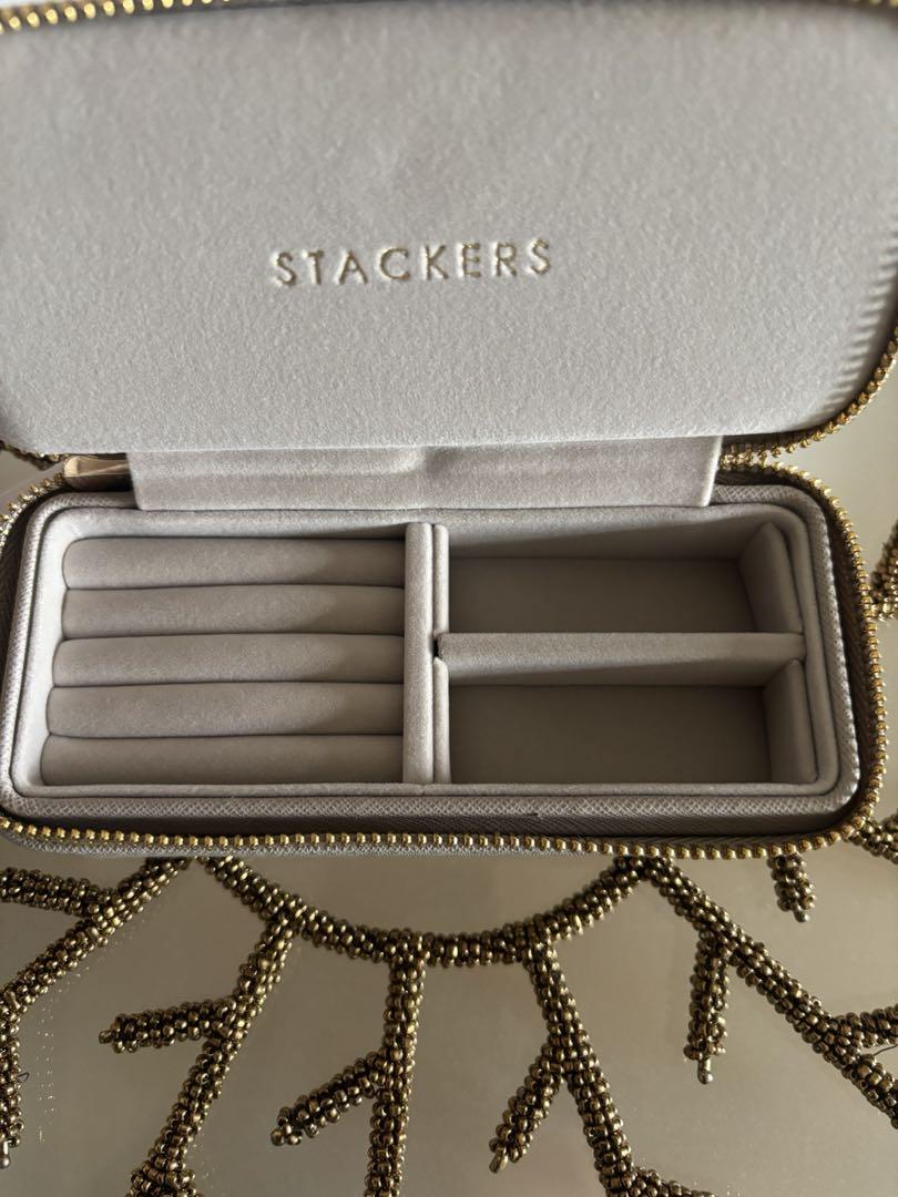 【大人気⭐︎新品未使用】スタッカーズ トラベルジュエリーボックスMトープ