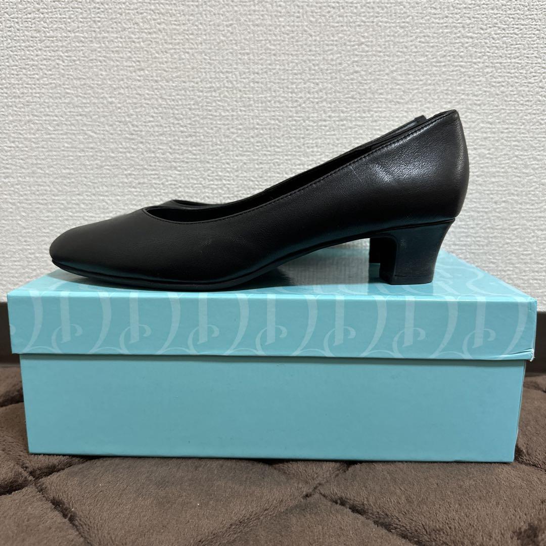 DIANA パンプス