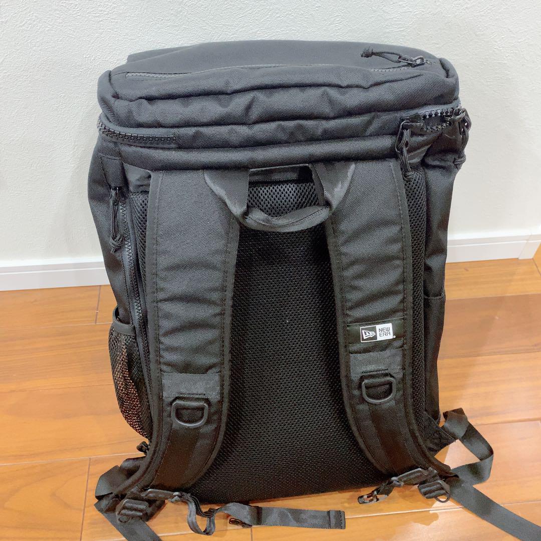 美品　　NEW ERA ボックスパック リュック　32L ブラック