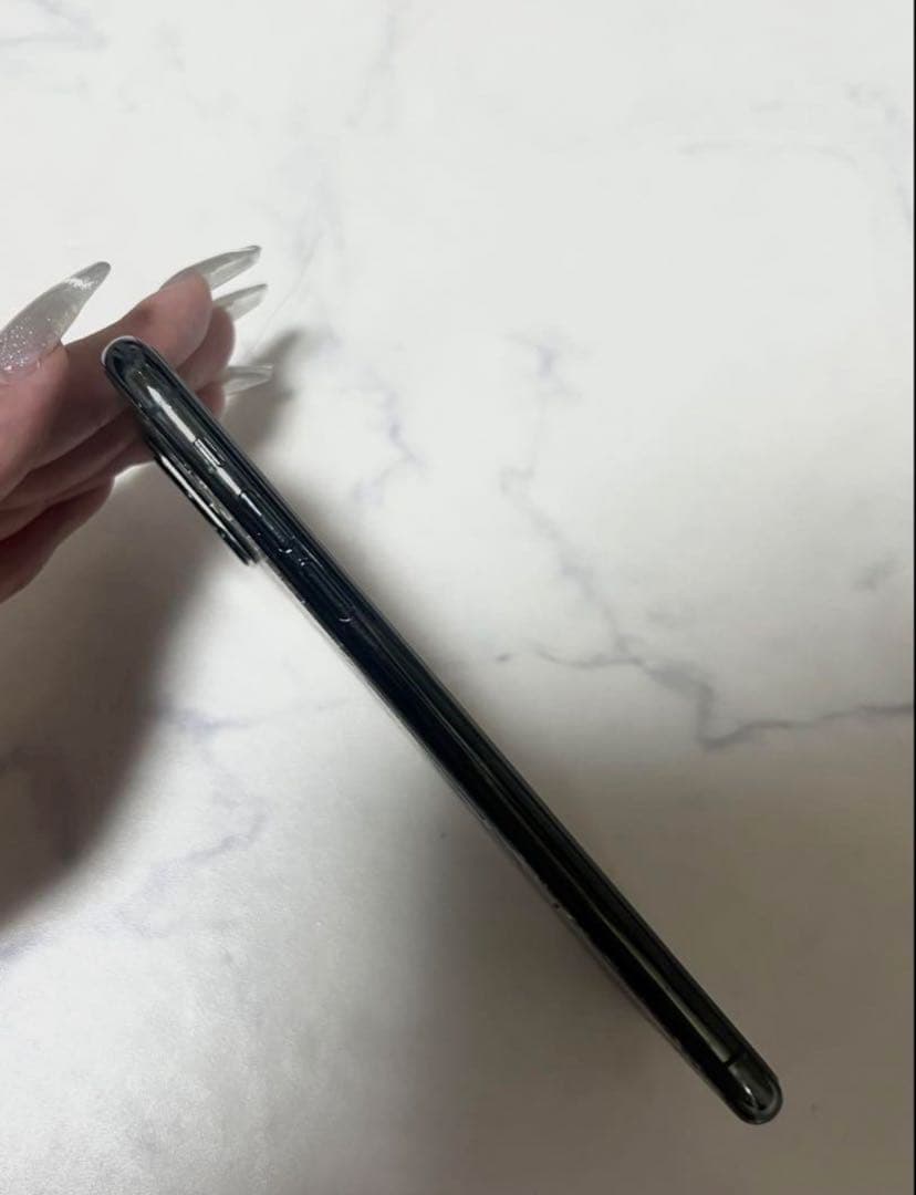 iPhone11ProMax 本体 ミッドナイトグリーン 64GB SIMドコモ