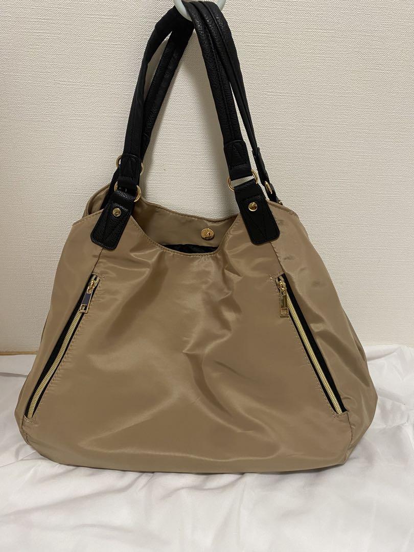 【美品】ナイロントートバッグ ベージュ 軽量 肩掛けOK A4収納 通勤通学に◎
