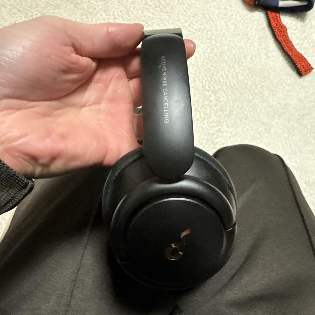 アンカーヘッドホン