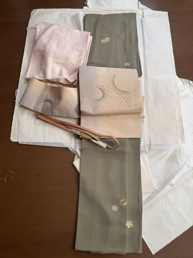 訪問着 グレー 花柄刺繍 帯　長襦袢　コート　カシミヤショール