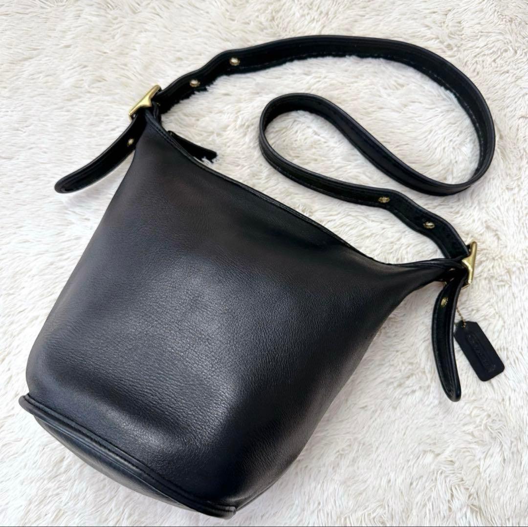 【美品】オールドコーチ ショルダーバッグ バケツ型 グラブタンレザー ブラック 【美品】オールドコーチ ショルダーバッグ バケツ型 グラブタンレザー ブラック