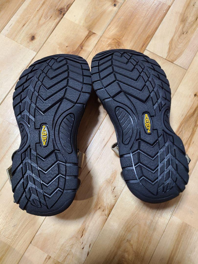 の*ぐ様 27.0cm　キーン KEEN ゼラポート2 サファリ/ブラック 10