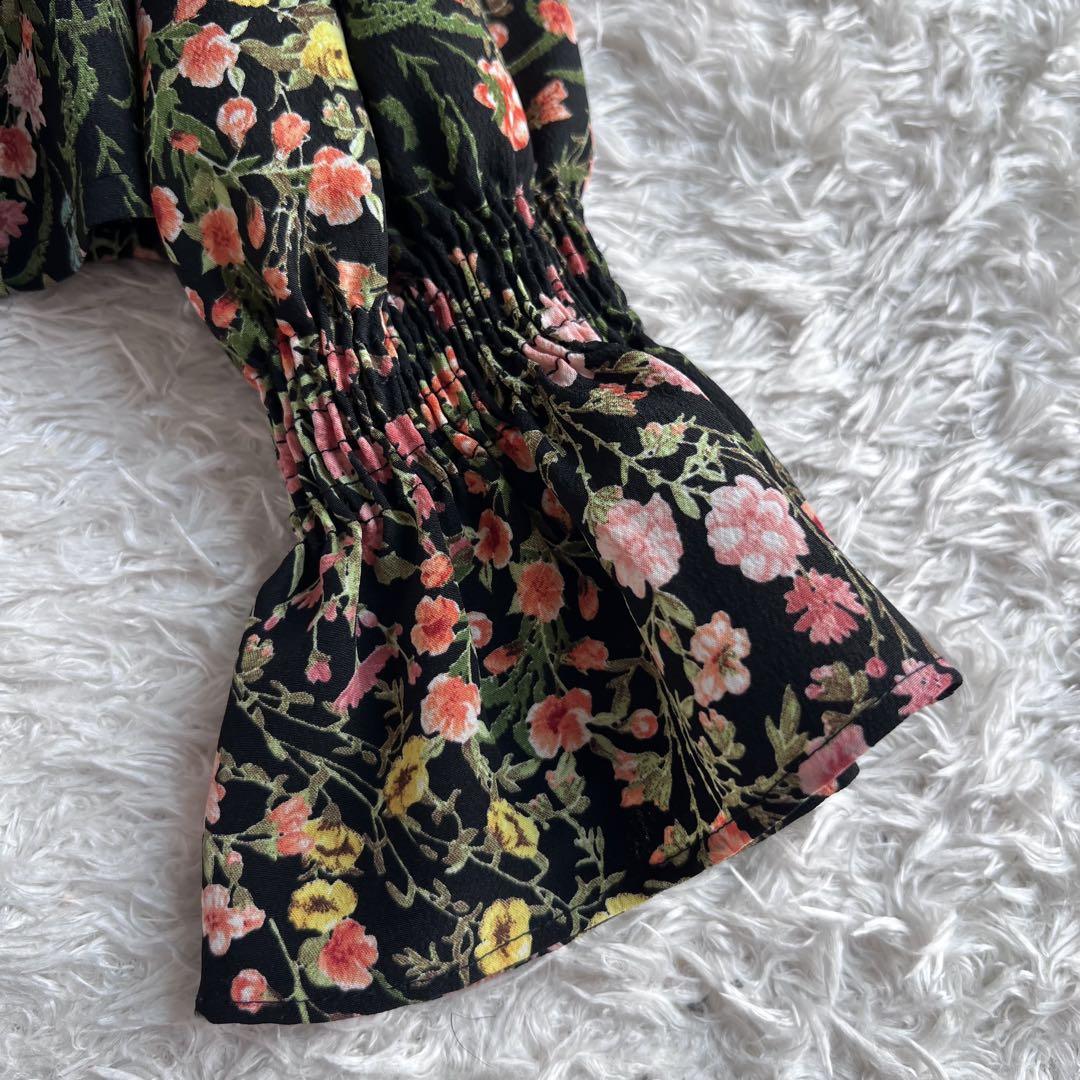 ZARA ザラベーシック 小花柄 長袖カットソー スペイン製 XS