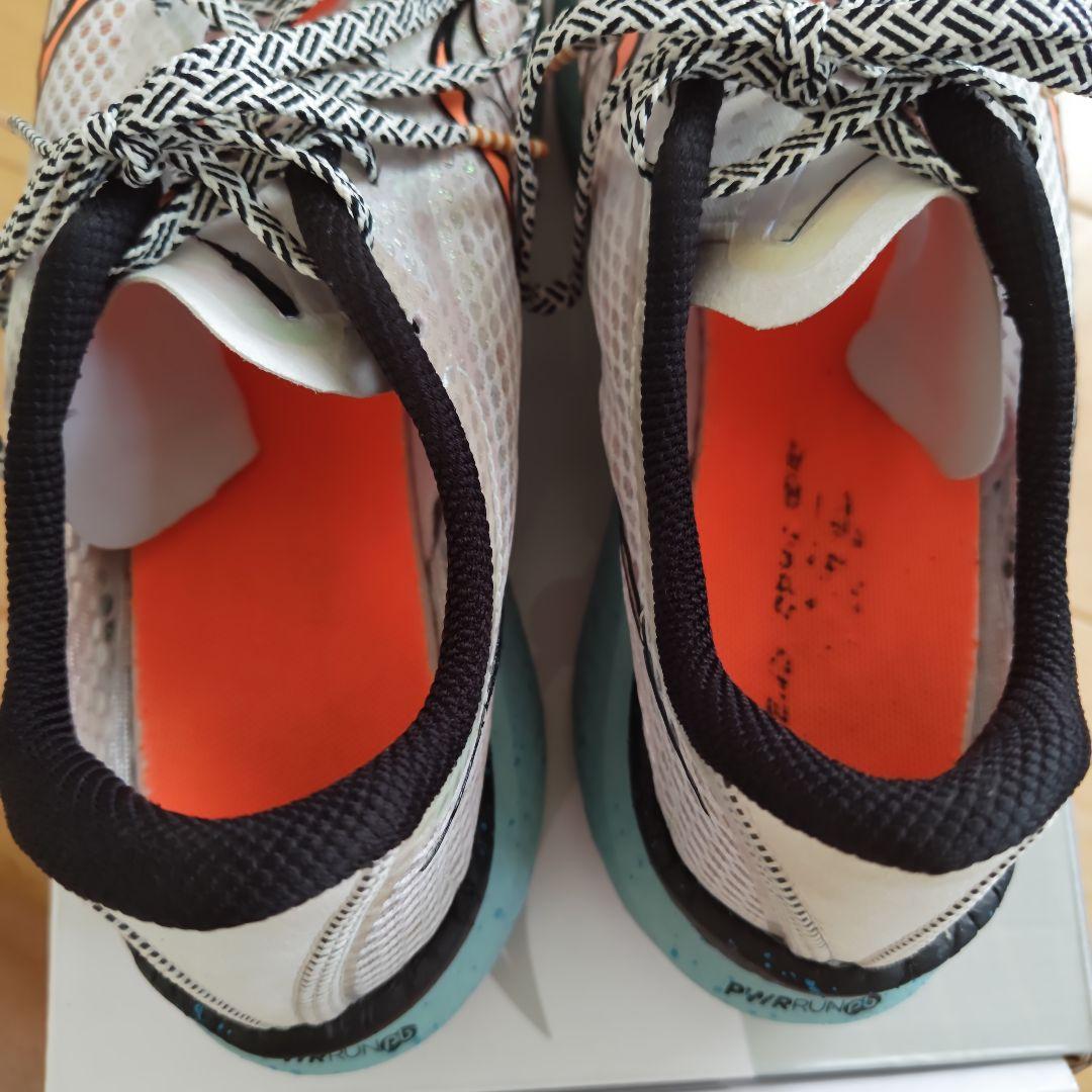 Saucony Endorphin Pro3 ランニングシューズ　25.5cm