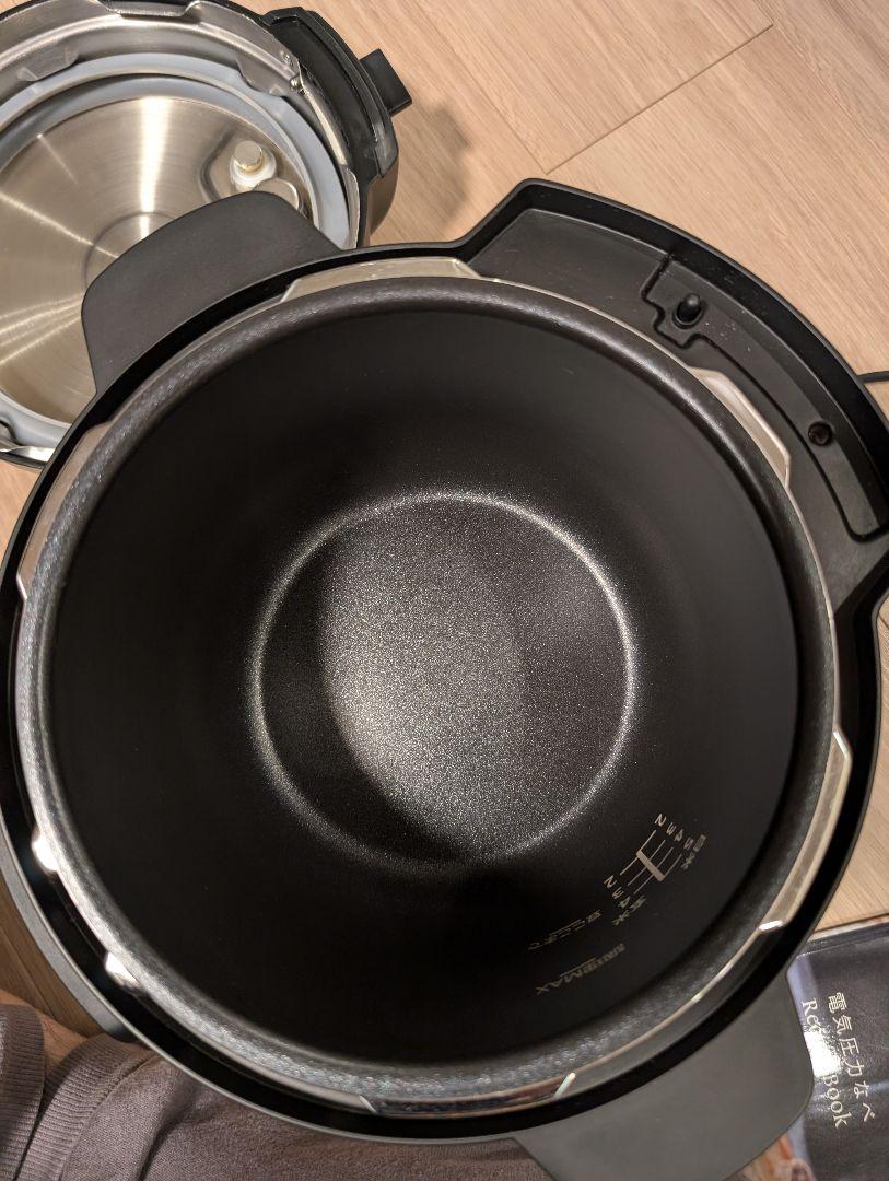Panasonic 電気圧力鍋 SR-MP300　調理容量3.0L
