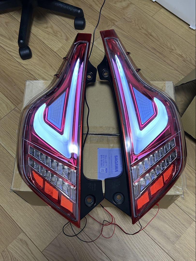 ワンオフ　ヴァレンティ アクア LED テールランプ シーケンシャルウインカー
