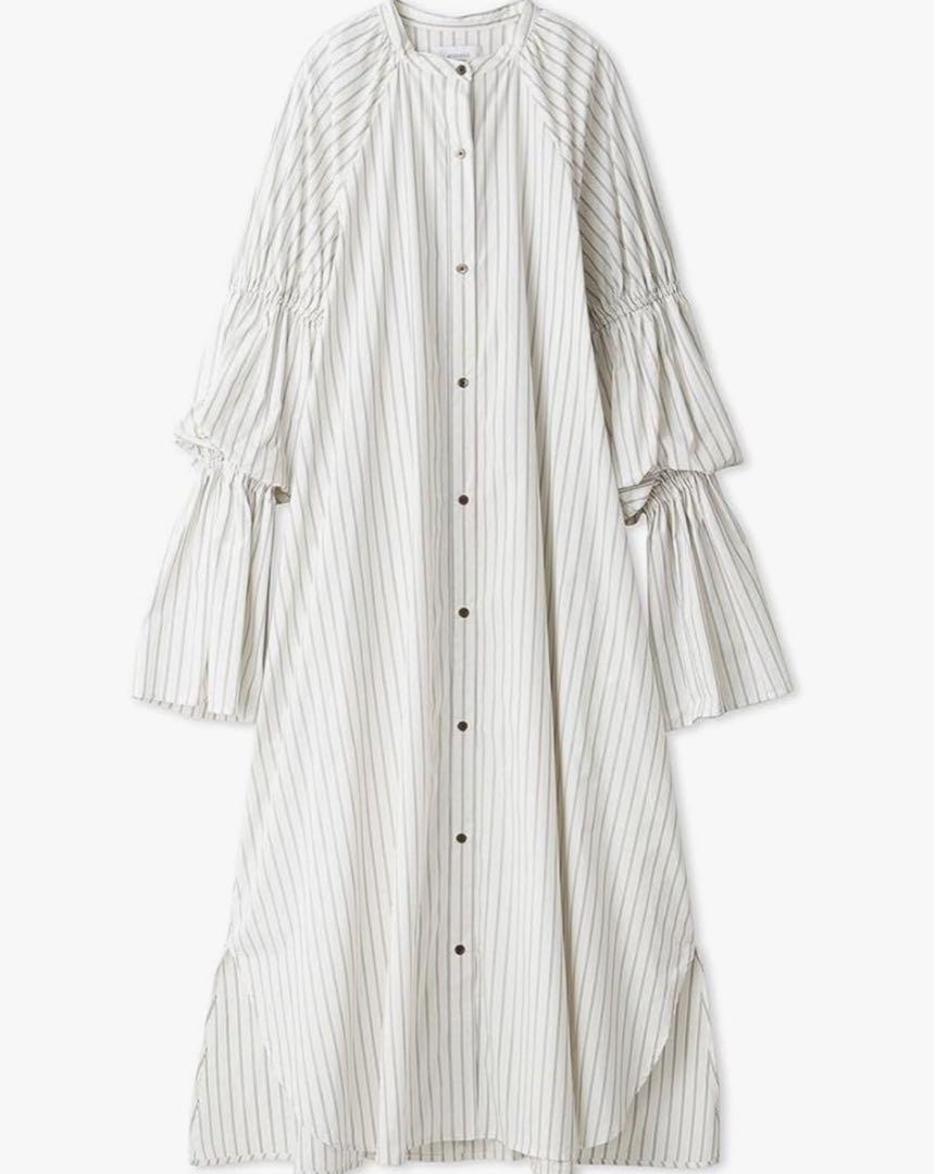 emmi atelier デザインスリーブ　シャツ　ワンピース