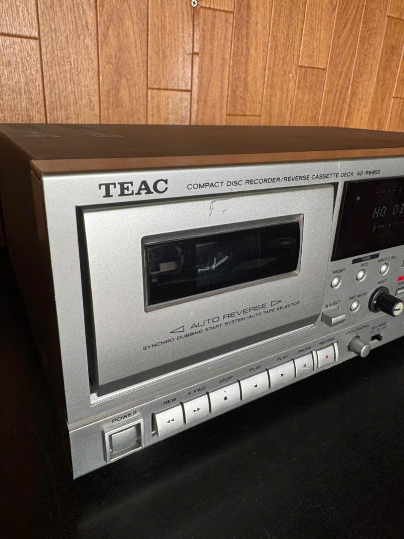 TEAC AD-RW950（カセット・CDレコーダー一体型ユニット） AD-RW950 | 製品トップ | TEAC - プレミアムオーディオ
