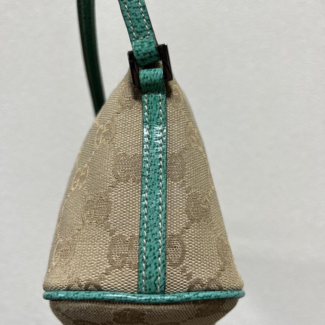 美品　GUCCI　GGキャンバス　ターコイズブルー　ポーチ