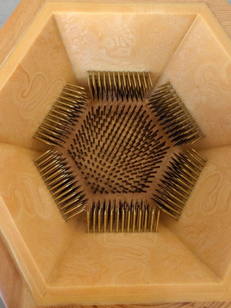 木曽檜 ポストモダン 剣針付き花器 オブジェ フラワーベース ヴィンテージ