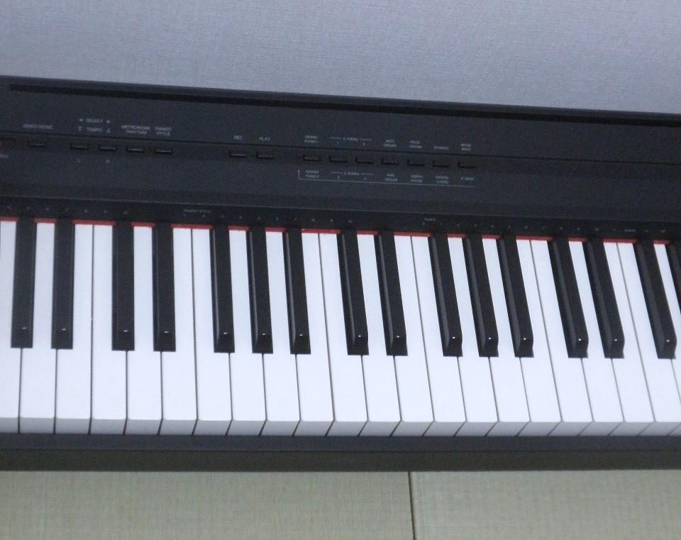 ワンオーナー使用少美品 YAMAHA 電子ピアノ P-105 ヤマハ P105