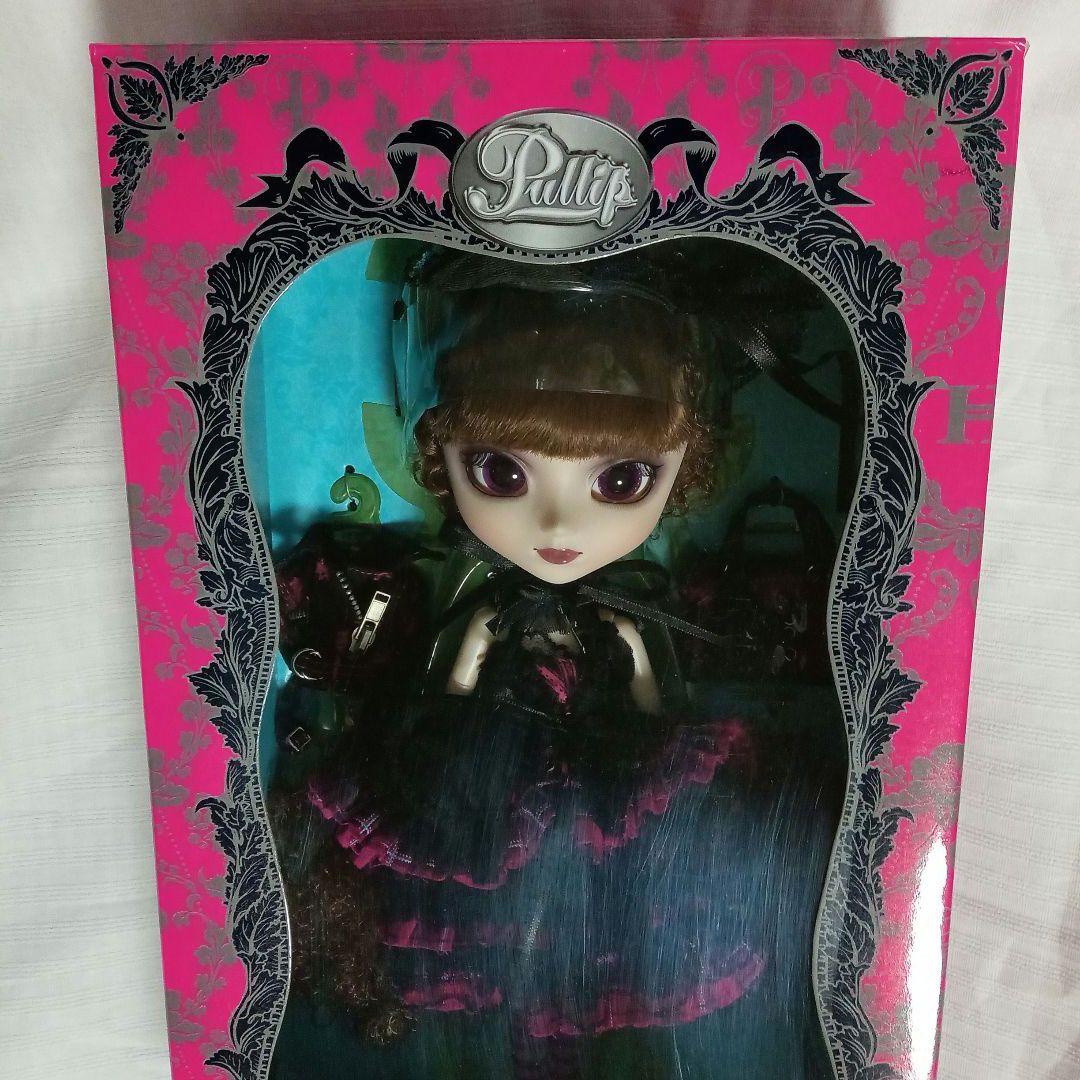 アドシルティア Pullip