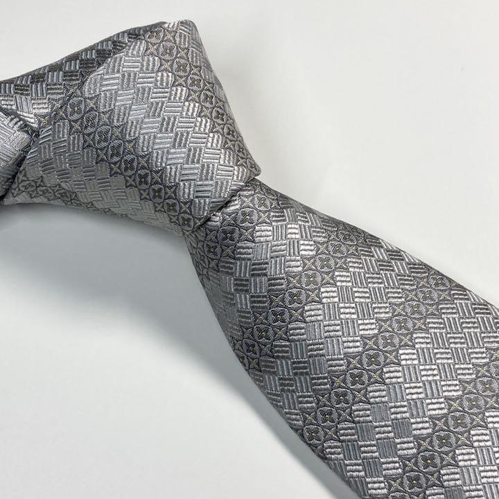 NEW特価 ✨極美品✨ ルイヴィトン ネクタイ モノグラム r6wOx-m34953246982 LOUIS VUITTON HOT新品