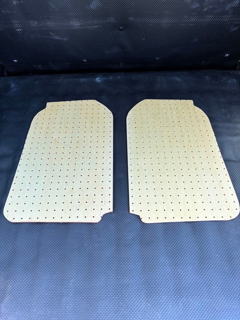 プロボックス専用 DIY リアガラスパンチングボード 白