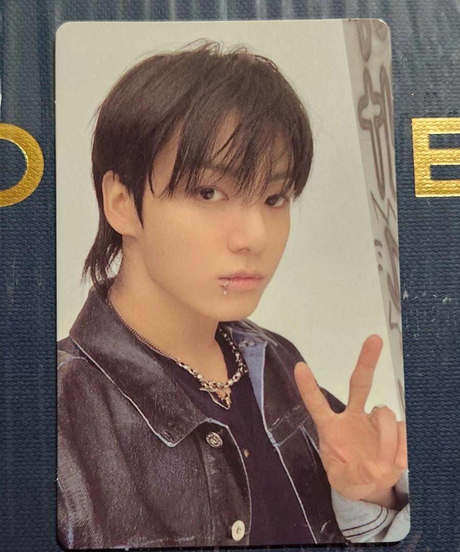 が大特価！ BTS JUNGKOOK ソロアルバム「GOLDEN」ランダムトレカ - メルカリ K-POP・アジア