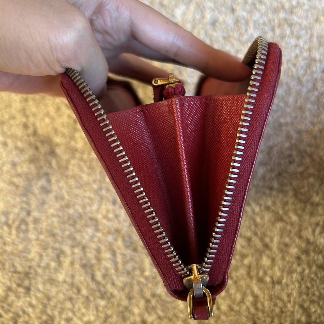 PRADA 長財布 赤 サフィアーノ 箱付き