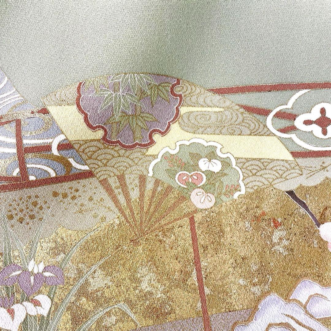 ［ 色留袖 ］正絹　袷　くすみカラー　金　箔　落ち着いた色味のくすんだ黄緑