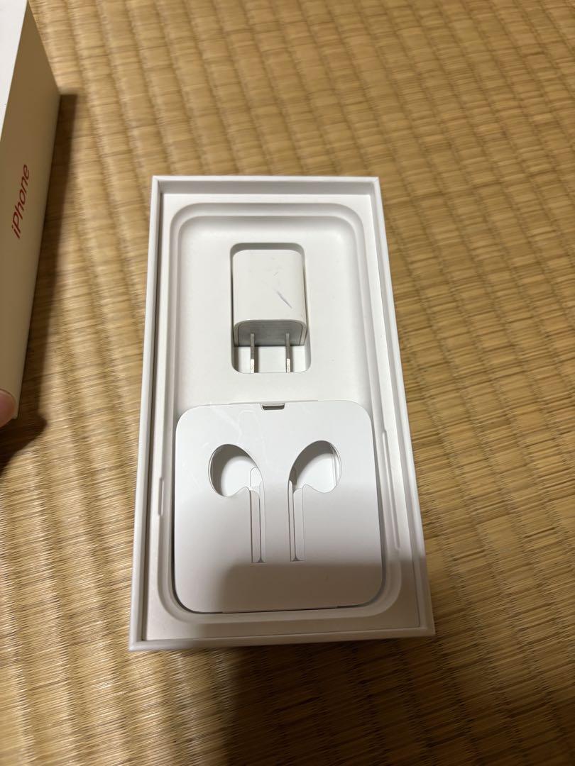 Apple iPhone SE (第2世代) 赤126GB