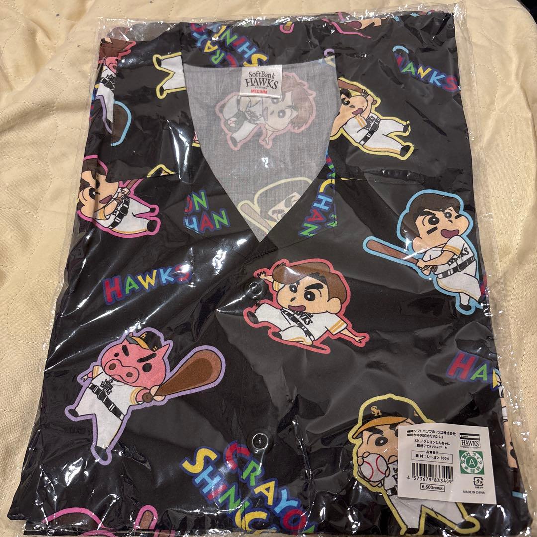 ホークスクレヨンしんちゃんアロハシャツMサイズ