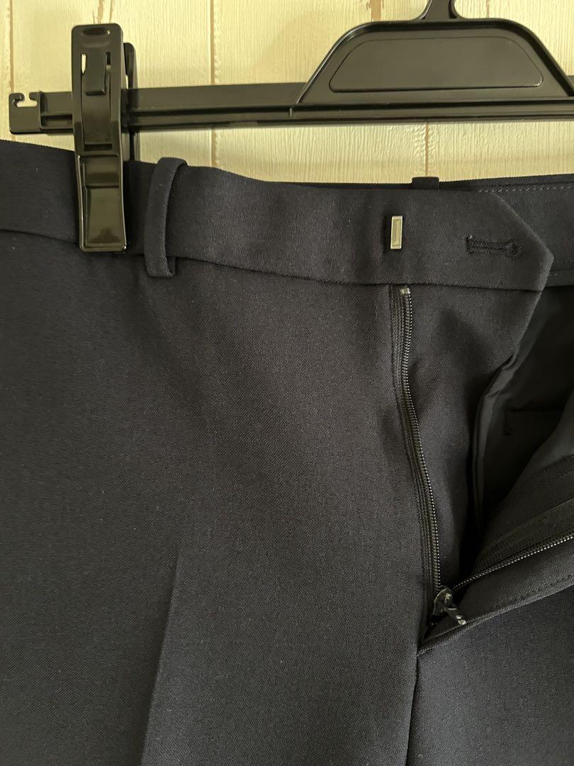 【未使用品】UNIQLO ユニクロ　感動　パンツセットアップスーツ